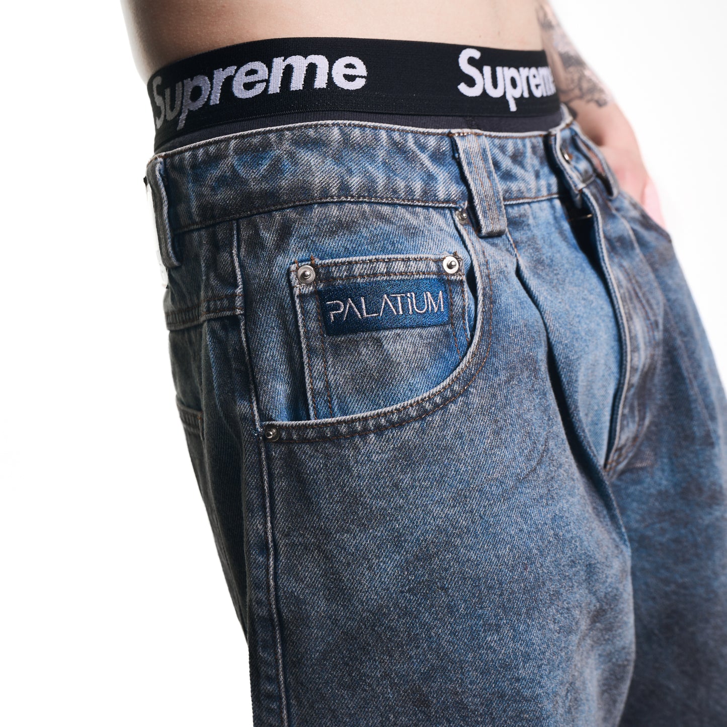 FOIL JEANS