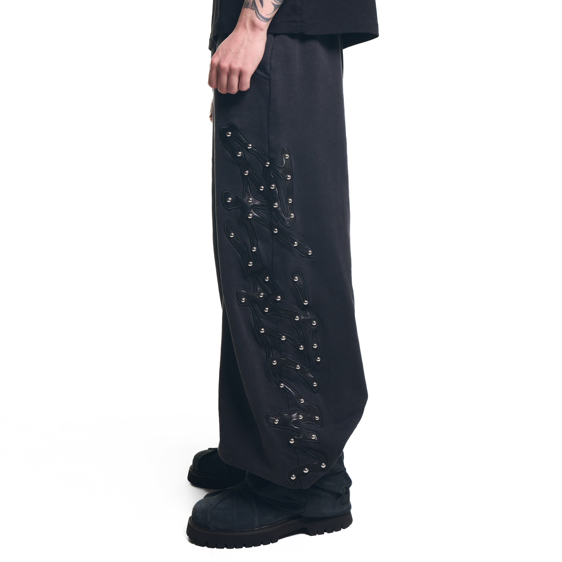 LOUNGE SWEATS [BLACK]